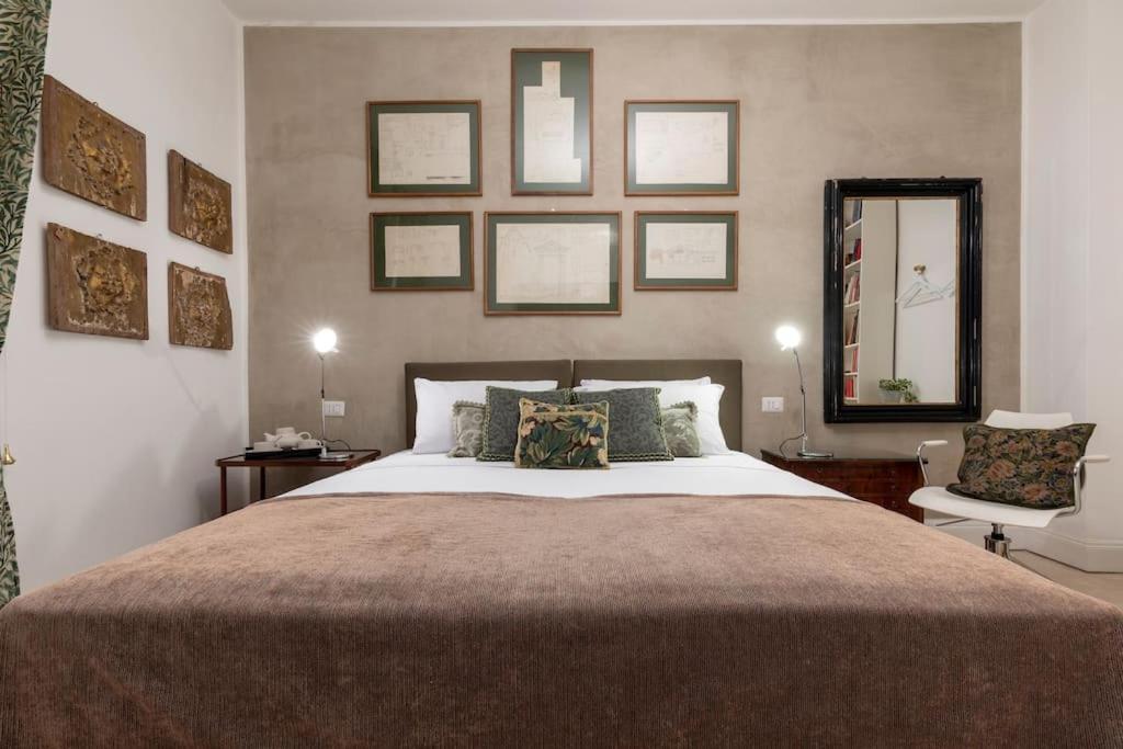 Luxurious Of The Antiquarian At Spanish Steps Appartement