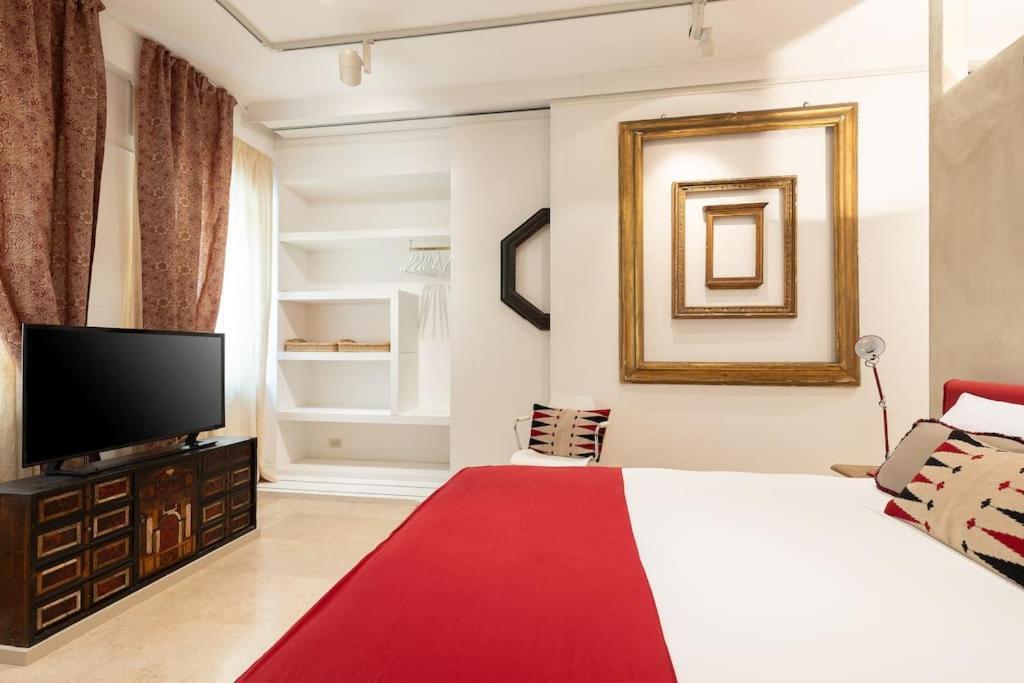 Luxurious Of The Antiquarian At Spanish Steps Appartement *