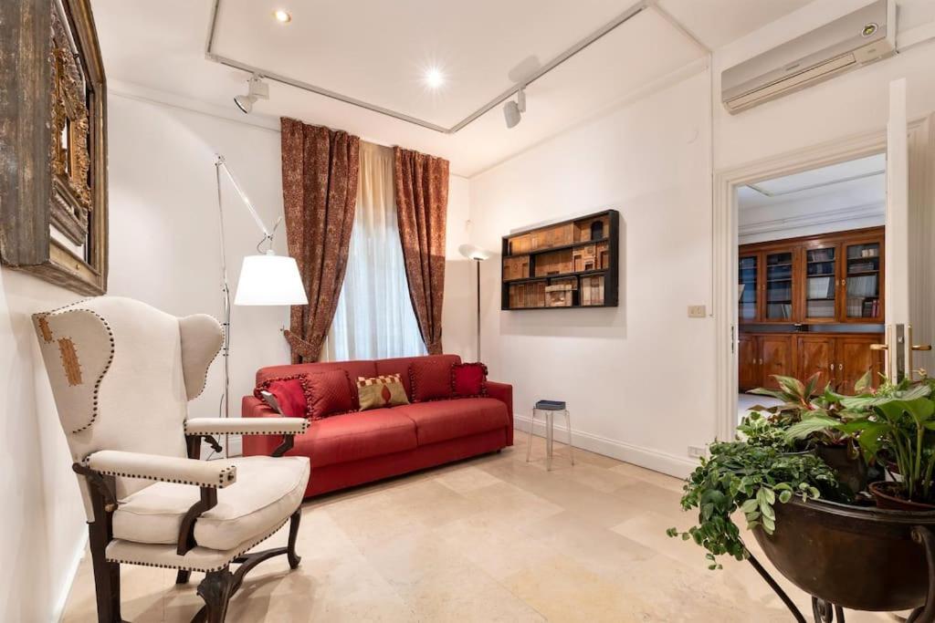 Appartement Luxurious Of The Antiquarian At Spanish Steps Rome